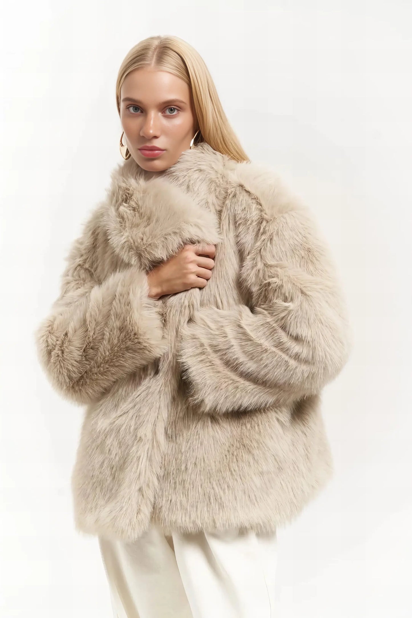 Faux Fur Artic Glow - Black