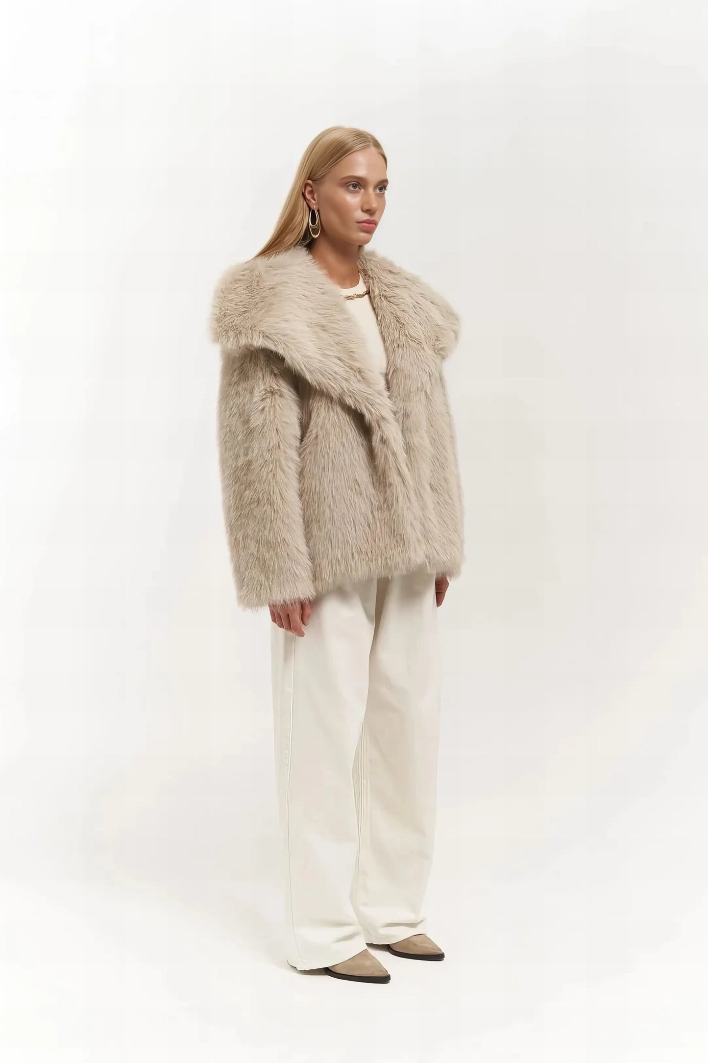 Faux Fur Artic Glow - Black